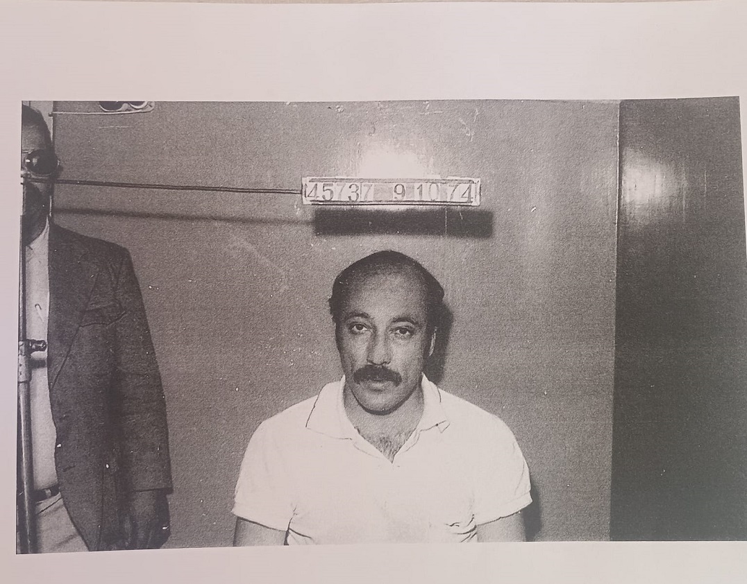 Detención en la D2, departamento de inteligencia de la policía provincial, la Noche de las